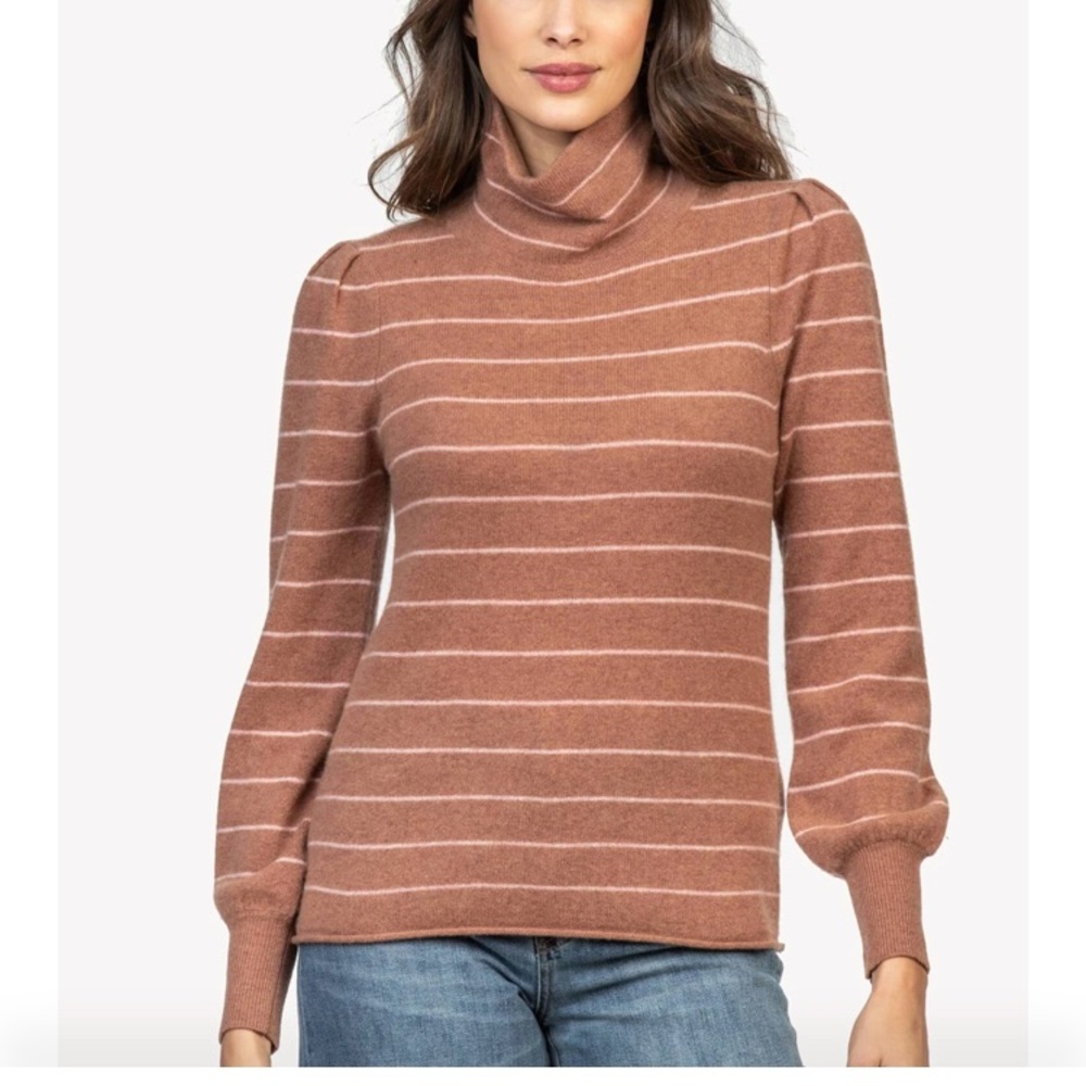 NWT Lilla P Long sleeve turtleneck 100% cashmere sweater